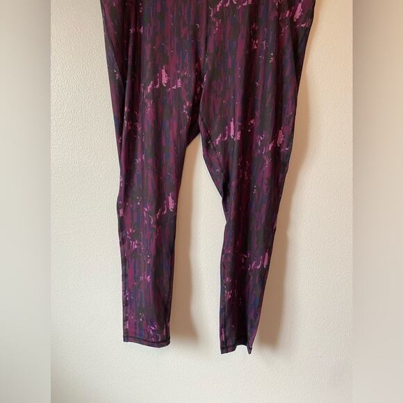 Woman Within Active Gym Athleisure Purple Black Workout Leggings Size 2X - Picture 3 of 9